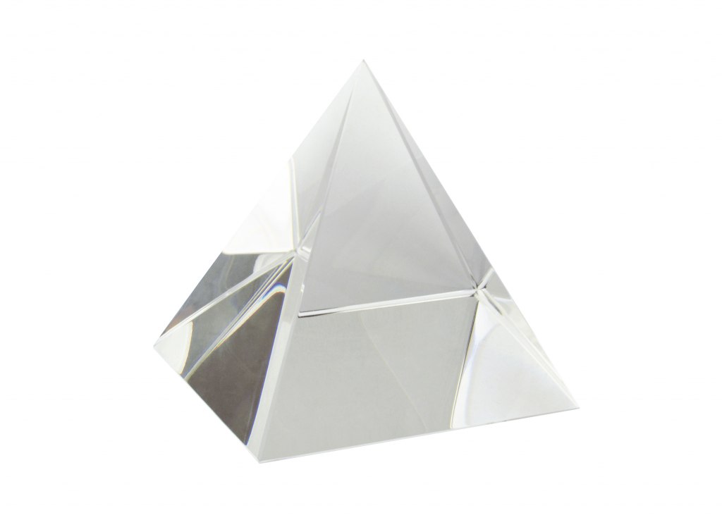 Pyramid crystal k9 70x70x70 mm