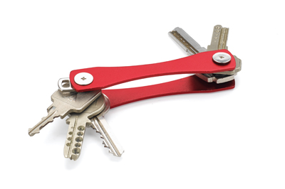 RED ALUMINIUM KEYRING SMARTY